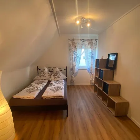 Haus Mit 2 Schlafzimmern Holiday home Fulda